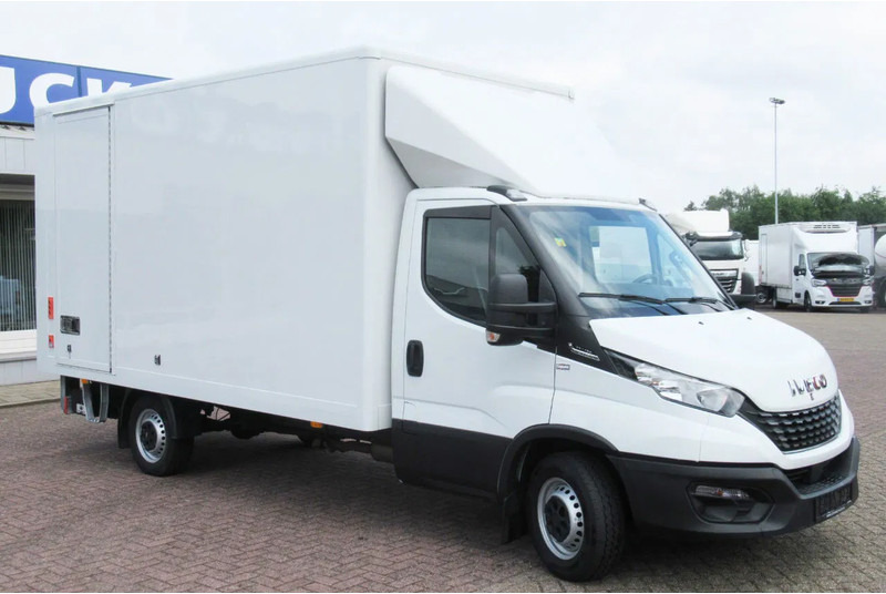 Iveco Daily 35S14 Bakwagen +Laadklep DHollandia 750 kg - Dodávka skřín: obrázek 2 Iveco Daily 35S14 Bakwagen +Laadklep DHollandia 750 kg - Dodávka skřín: obrázek 2
