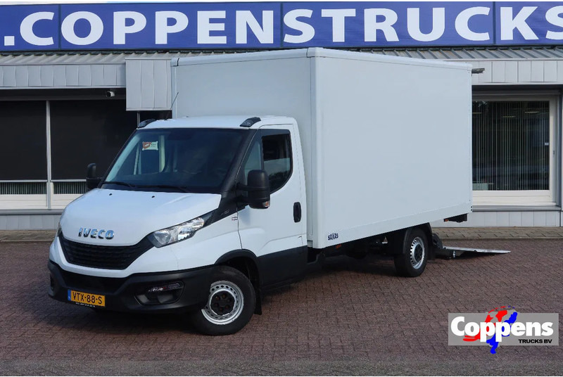 Iveco Daily 35S16 Bakwagen + Laadklep 750kg - Dodávka skřín: obrázek 1 Iveco Daily 35S16 Bakwagen + Laadklep 750kg - Dodávka skřín: obrázek 1