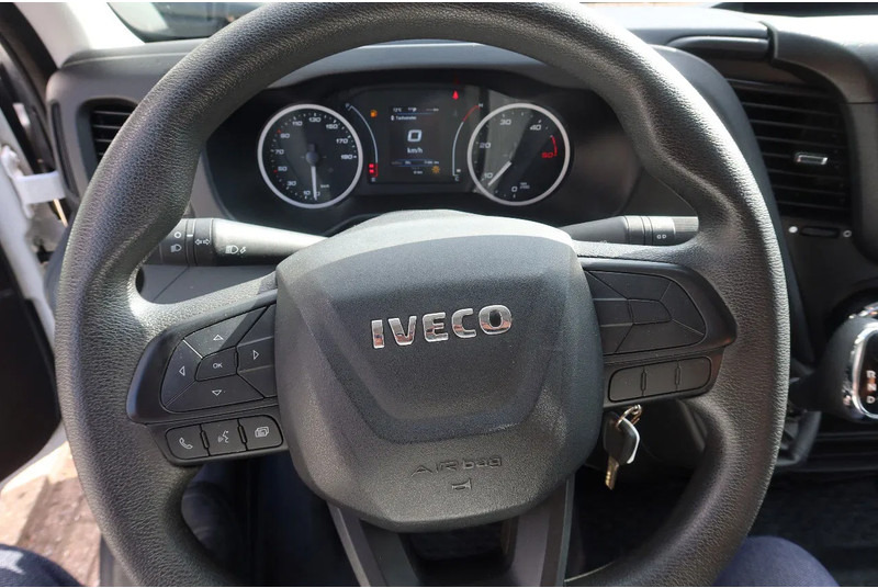 Iveco Daily 35S16 Iveco 35S16 L3/H2 Koel/Vries/ verwarmen Carrier Xarios 350 + 220 volt nacht aansluiting - Chladící dodávka: obrázek 4 Iveco Daily 35S16 Iveco 35S16 L3/H2 Koel/Vries/ verwarmen Carrier Xarios 350 + 220 volt nacht aansluiting - Chladící dodávka: obrázek 4