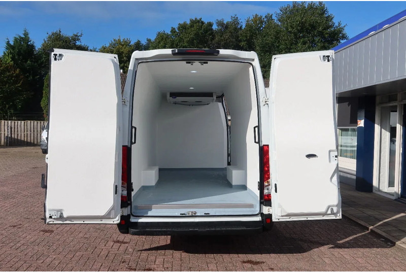 Iveco Daily 35S16 Iveco 35S16 L3/H2 Koel/Vries/ verwarmen Carrier Xarios 350 + 220 volt nacht aansluiting - Chladící dodávka: obrázek 3 Iveco Daily 35S16 Iveco 35S16 L3/H2 Koel/Vries/ verwarmen Carrier Xarios 350 + 220 volt nacht aansluiting - Chladící dodávka: obrázek 3