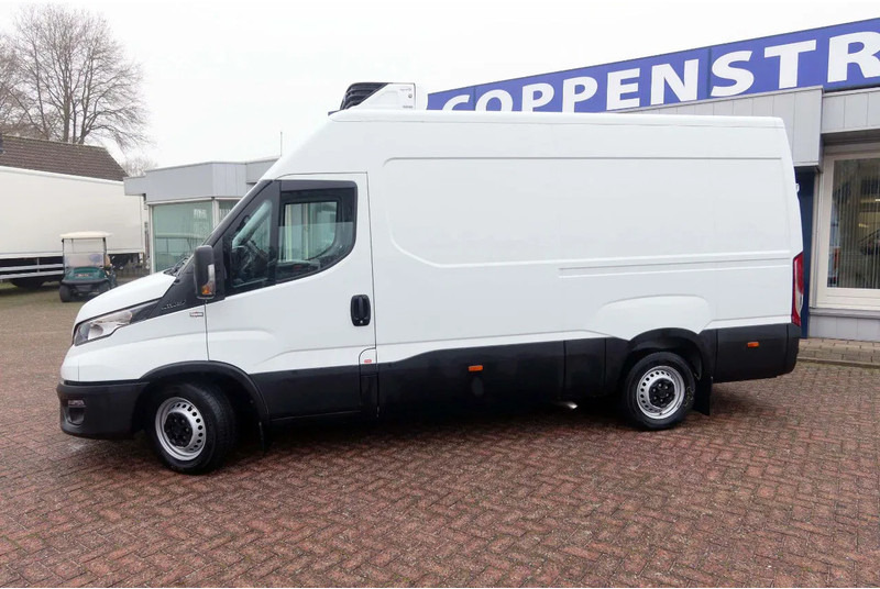 Iveco Daily 35S16 Koelen/vriezen/verwarmen Carrier Xarios 350 + nacht aansluiting 220 volt - Chladící dodávka: obrázek 2 Iveco Daily 35S16 Koelen/vriezen/verwarmen Carrier Xarios 350 + nacht aansluiting 220 volt - Chladící dodávka: obrázek 2