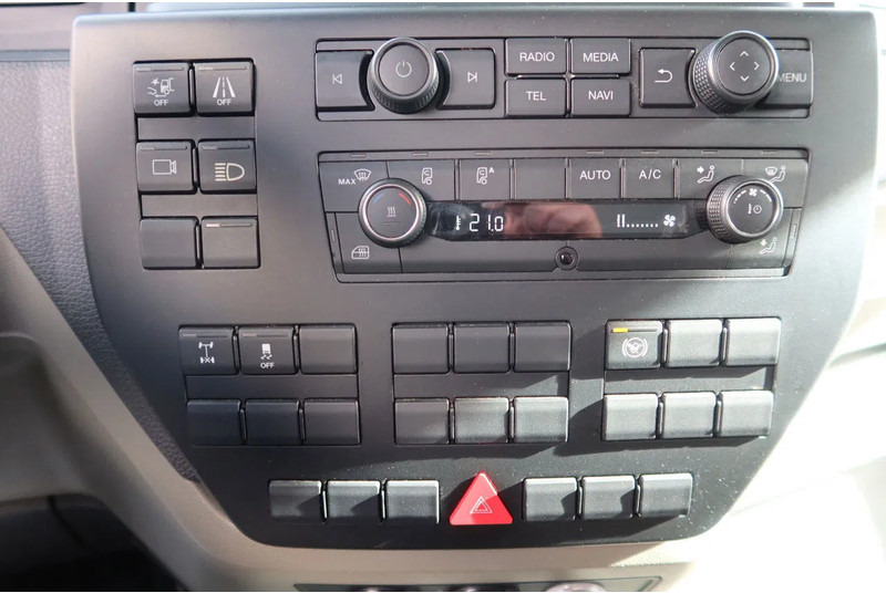 Skříňový nákladní auto MAN TGM 15.290 Bak + klep Full air suspension Euro 6 Automaat: obrázek 10