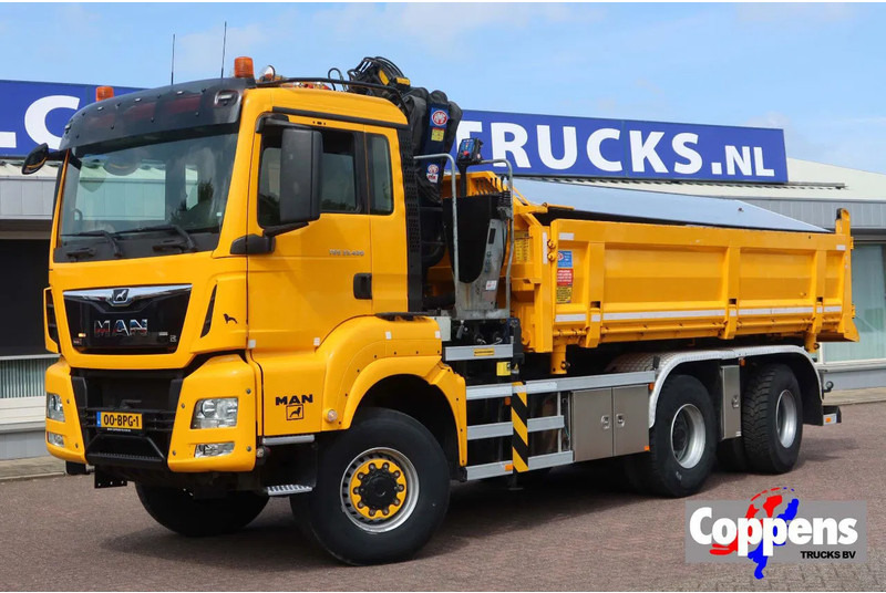 MAN TGS 33.420 2 Zijdige kipper + kraan 6x6 Stuur as - Auto s hydraulickou rukou: obrázek 1 MAN TGS 33.420 2 Zijdige kipper + kraan 6x6 Stuur as - Auto s hydraulickou rukou: obrázek 1