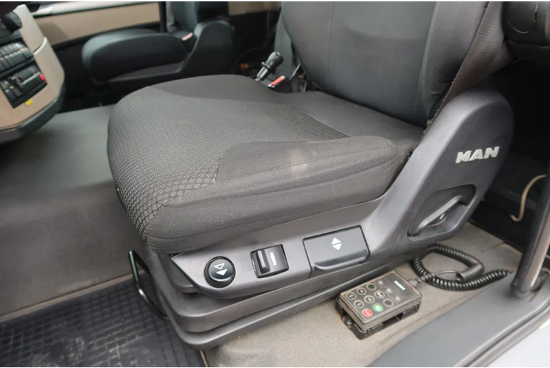 MAN TGS 35.360 Kraanwagen + oprijwagen Hiab 228 E3 - Auto s hydraulickou rukou: obrázek 5 MAN TGS 35.360 Kraanwagen + oprijwagen Hiab 228 E3 - Auto s hydraulickou rukou: obrázek 5