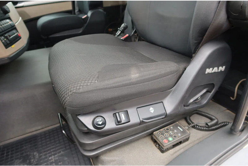 MAN TGS 35.360 Kraanwagen + oprijwagen Hiab 228 E3 - Auto s hydraulickou rukou: obrázek 5 MAN TGS 35.360 Kraanwagen + oprijwagen Hiab 228 E3 - Auto s hydraulickou rukou: obrázek 5