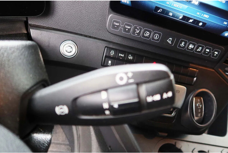 Skříňový nákladní auto Mercedes-Benz Actros 1840 L Bakwagen + Bar klep 2000 KG + Geïsoleerde bak: obrázek 20 Skříňový nákladní auto Mercedes-Benz Actros 1840 L Bakwagen + Bar klep 2000 KG + Geïsoleerde bak: obrázek 20