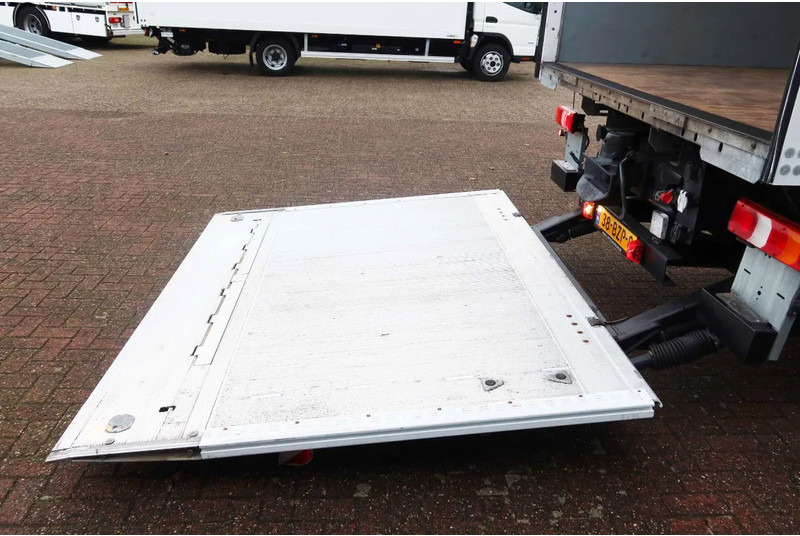 Skříňový nákladní auto Mercedes-Benz Actros 1840 L Bakwagen + Bar klep 2000 KG + Geïsoleerde bak: obrázek 9 Skříňový nákladní auto Mercedes-Benz Actros 1840 L Bakwagen + Bar klep 2000 KG + Geïsoleerde bak: obrázek 9