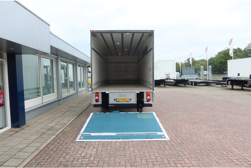 Mercedes-Benz Antos 1924 LL Bakwagen + laadklep 2500 kg - Skříňový nákladní auto: obrázek 4 Mercedes-Benz Antos 1924 LL Bakwagen + laadklep 2500 kg - Skříňový nákladní auto: obrázek 4