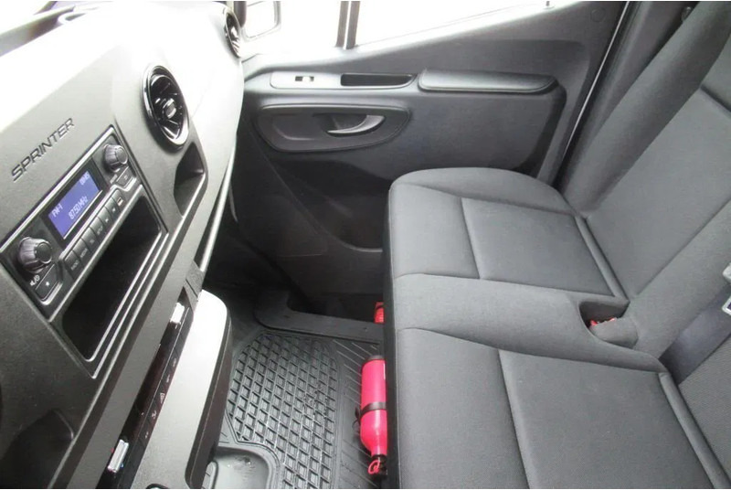 Mercedes-Benz Sprinter 314 CDI Koel/Vries/ verwarmen 220 volt nachtaansluiting - Chladící dodávka: obrázek 5 Mercedes-Benz Sprinter 314 CDI Koel/Vries/ verwarmen 220 volt nachtaansluiting - Chladící dodávka: obrázek 5