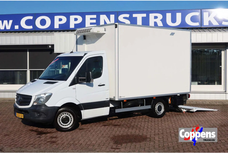 Mercedes-Benz Sprinter 316 CDI Carrier Koel/Vries Bak+Klep. Dag en nacht aansluiting - Chladící dodávka: obrázek 1 Mercedes-Benz Sprinter 316 CDI Carrier Koel/Vries Bak+Klep. Dag en nacht aansluiting - Chladící dodávka: obrázek 1