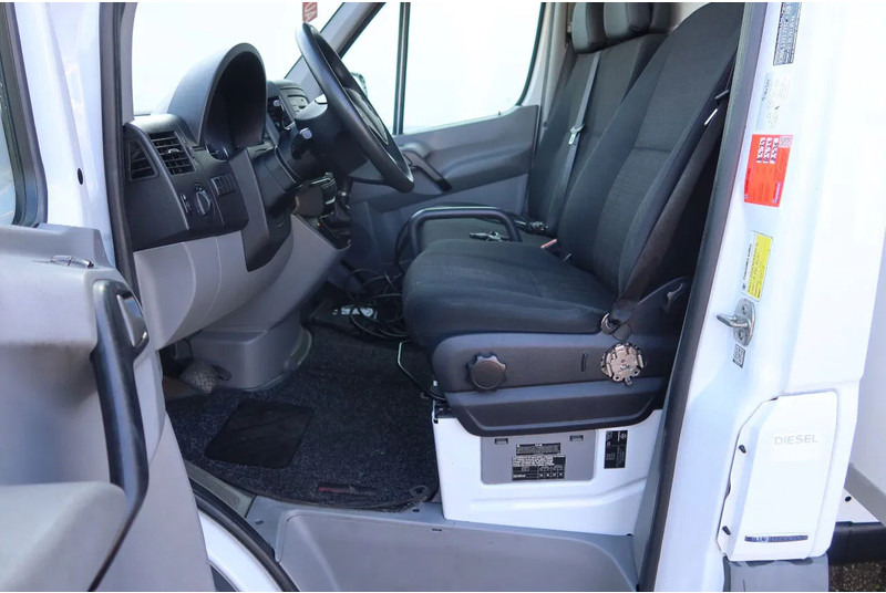 Mercedes-Benz Sprinter 316 CDI Carrier Koel/Vries Bak+Klep. Dag en nacht aansluiting - Chladící dodávka: obrázek 5 Mercedes-Benz Sprinter 316 CDI Carrier Koel/Vries Bak+Klep. Dag en nacht aansluiting - Chladící dodávka: obrázek 5