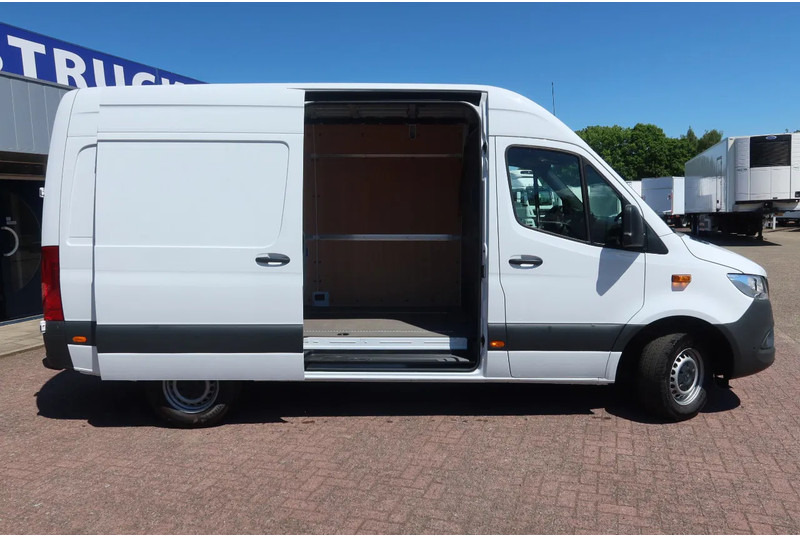 Mercedes-Benz Sprinter 317 CDI L2 H2 Gesloten Bestelwagen - Furgon: obrázek 2 Mercedes-Benz Sprinter 317 CDI L2 H2 Gesloten Bestelwagen - Furgon: obrázek 2