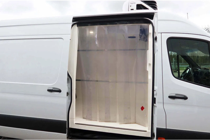 Mercedes-Benz Sprinter 317 CDI L3/H2 Multi temp, Verplaatsbare tussenwand - Chladící dodávka: obrázek 3 Mercedes-Benz Sprinter 317 CDI L3/H2 Multi temp, Verplaatsbare tussenwand - Chladící dodávka: obrázek 3