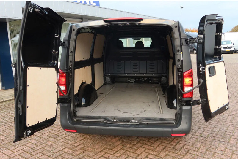 Mercedes-Benz Vito 116 CDI - Malá dodávka: obrázek 4 Mercedes-Benz Vito 116 CDI - Malá dodávka: obrázek 4