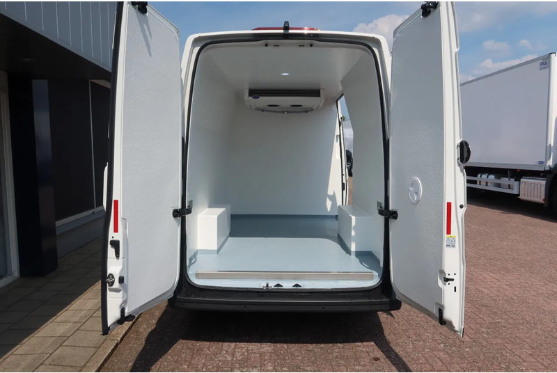 Volkswagen Crafter 177 PK ,Koel/Vries/Verwarmen , Carrier Xarios 350 met nachtaansluiting BPM vrij - Chladící dodávka: obrázek 3 Volkswagen Crafter 177 PK ,Koel/Vries/Verwarmen , Carrier Xarios 350 met nachtaansluiting BPM vrij - Chladící dodávka: obrázek 3