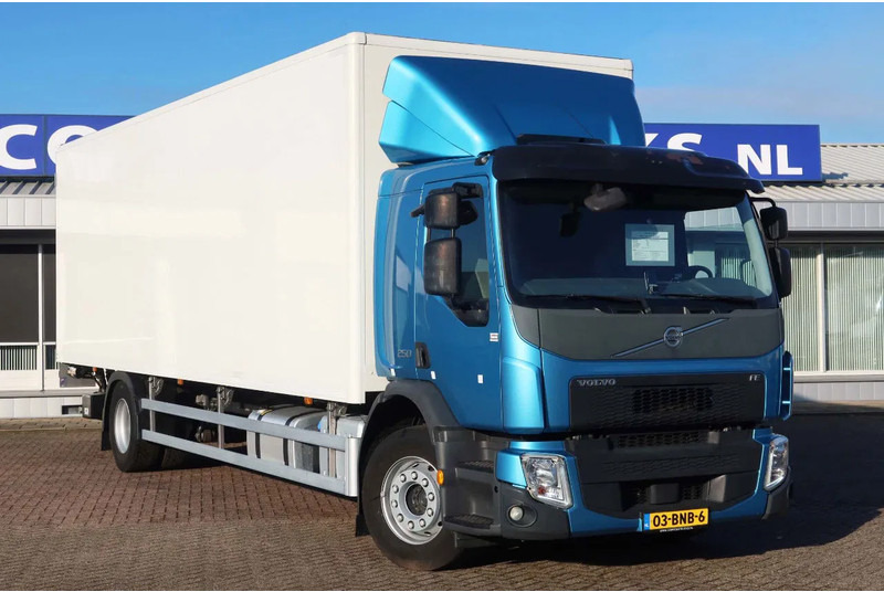 Volvo FE 250 Bakwagen + Dhollandia klep 2500 KG. 49.000 KM!! - Skříňový nákladní auto: obrázek 2 Volvo FE 250 Bakwagen + Dhollandia klep 2500 KG. 49.000 KM!! - Skříňový nákladní auto: obrázek 2