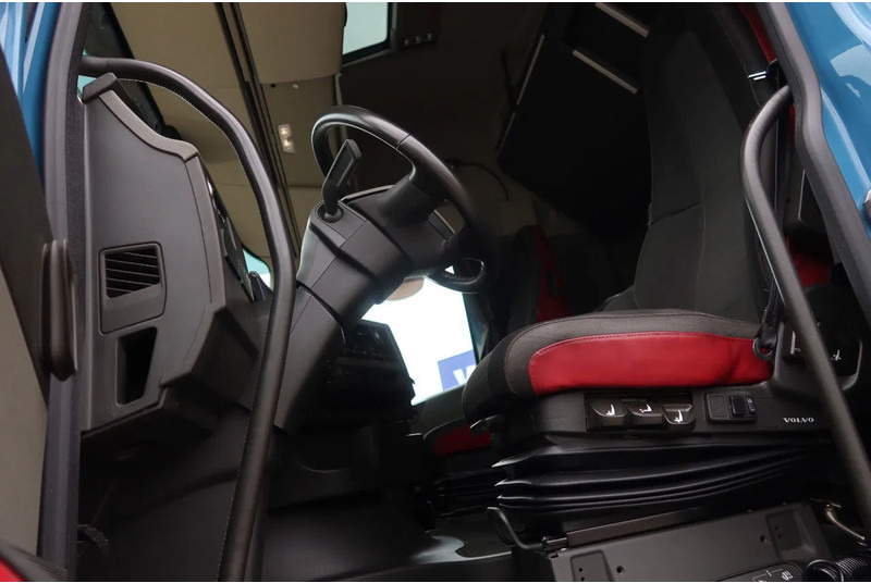 Volvo FH 460 Hooklift 8x2 Haakarm. 3x Steering axle - Nákladní auto - kabelový systém: obrázek 5 Volvo FH 460 Hooklift 8x2 Haakarm. 3x Steering axle - Nákladní auto - kabelový systém: obrázek 5