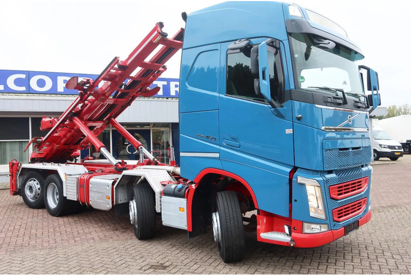 Volvo FH 460 Hooklift 8x2 Haakarm. 3x Steering axle - Nákladní auto - kabelový systém: obrázek 2 Volvo FH 460 Hooklift 8x2 Haakarm. 3x Steering axle - Nákladní auto - kabelový systém: obrázek 2