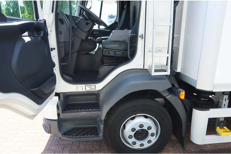 Volvo FL 250 Koel/Vries + klep Bi temp Carrier Supra 1150 MT - Chladírenský nákladní automobil: obrázek 5 Volvo FL 250 Koel/Vries + klep Bi temp Carrier Supra 1150 MT - Chladírenský nákladní automobil: obrázek 5