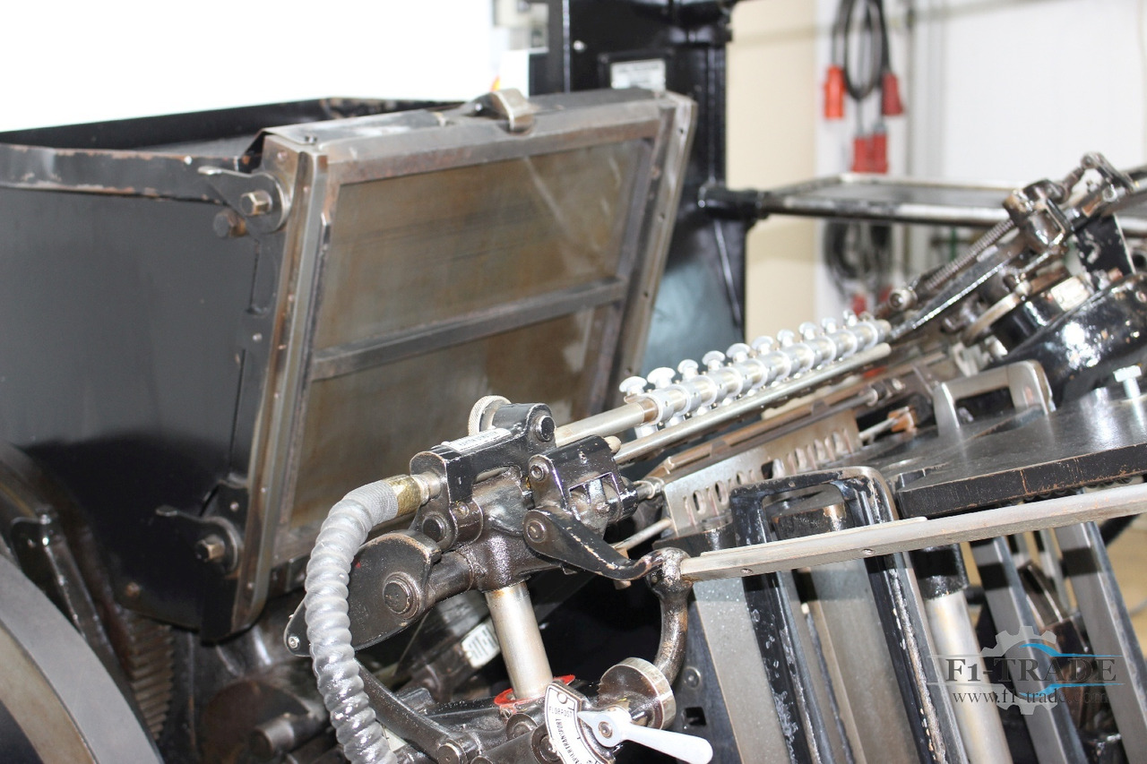 Heidelberg GTS - Stroj na řezání papíru: obrázek 4 Heidelberg GTS - Stroj na řezání papíru: obrázek 4