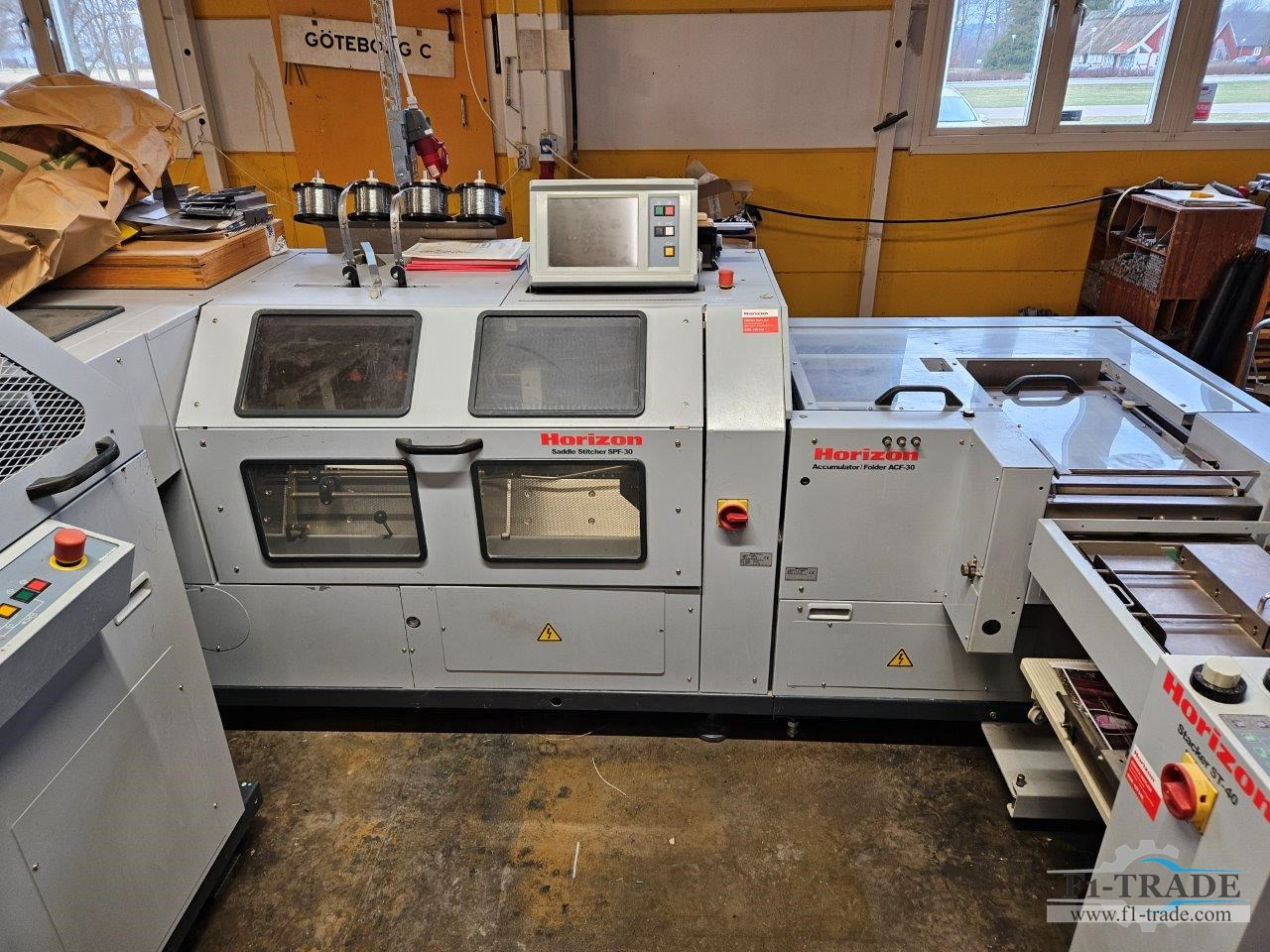 Horizon Stitchliner 5500 - Tiskařský stroj: obrázek 1 Horizon Stitchliner 5500 - Tiskařský stroj: obrázek 1