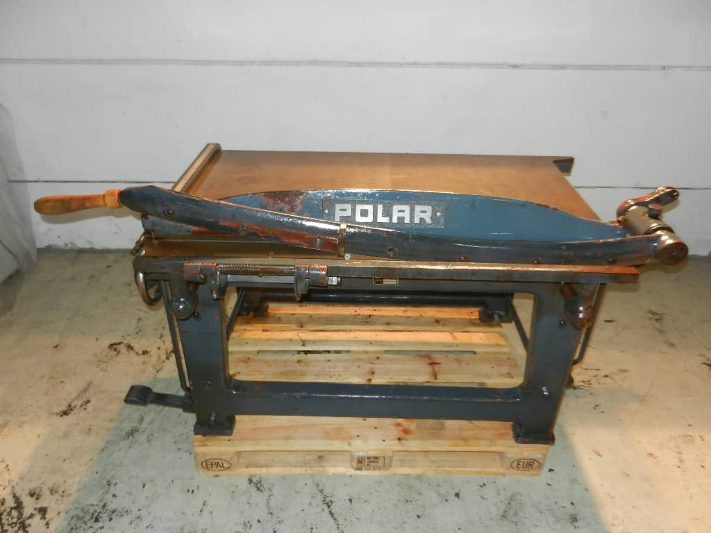 Polar Mohr 110 - Stroj na řezání papíru: obrázek 4 Polar Mohr 110 - Stroj na řezání papíru: obrázek 4
