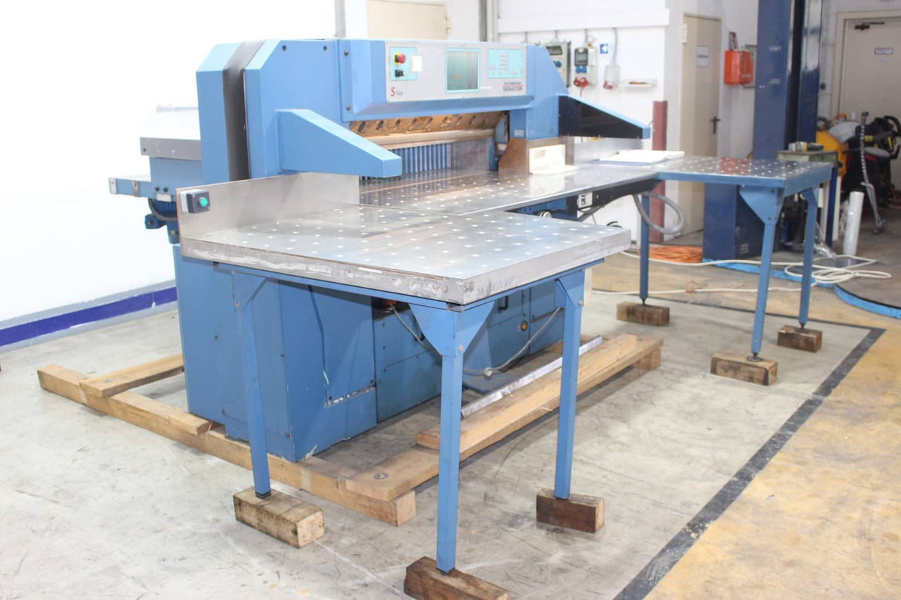 Schneider Senator 115H - Stroj na řezání papíru: obrázek 2 Schneider Senator 115H - Stroj na řezání papíru: obrázek 2