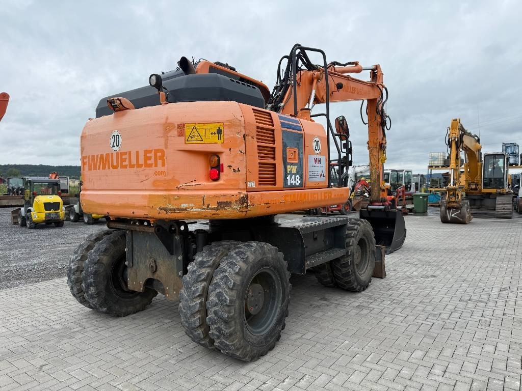 Komatsu PW 148-8 - Kolesové rýpadlo: obrázek 5 Komatsu PW 148-8 - Kolesové rýpadlo: obrázek 5