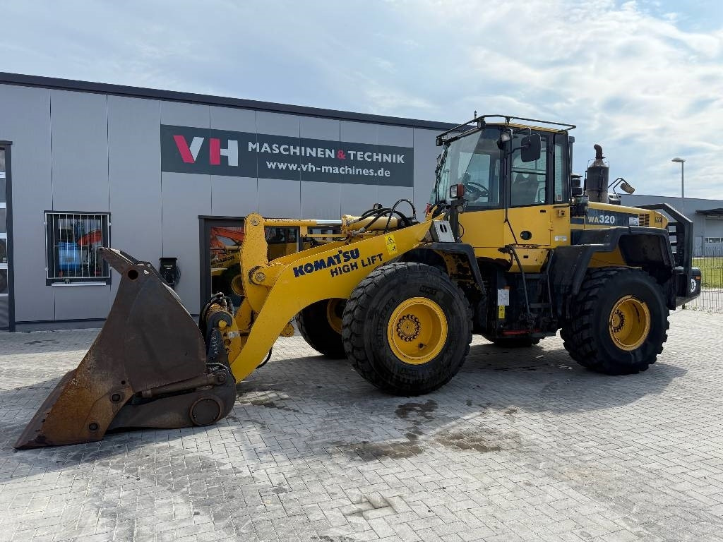 Komatsu WA 320-6 - Kolový nakladač: obrázek 1 Komatsu WA 320-6 - Kolový nakladač: obrázek 1