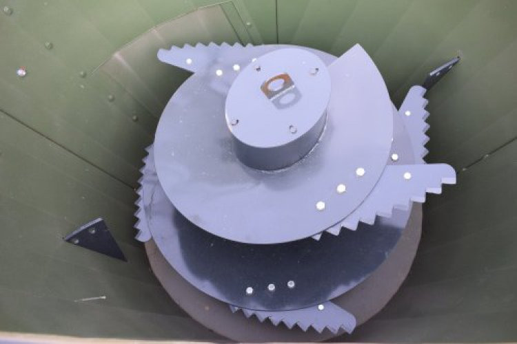 SOIL MASTER _VERTICAL TYPE FEED MIXER - Krmný míchací vůz: obrázek 4 SOIL MASTER _VERTICAL TYPE FEED MIXER - Krmný míchací vůz: obrázek 4