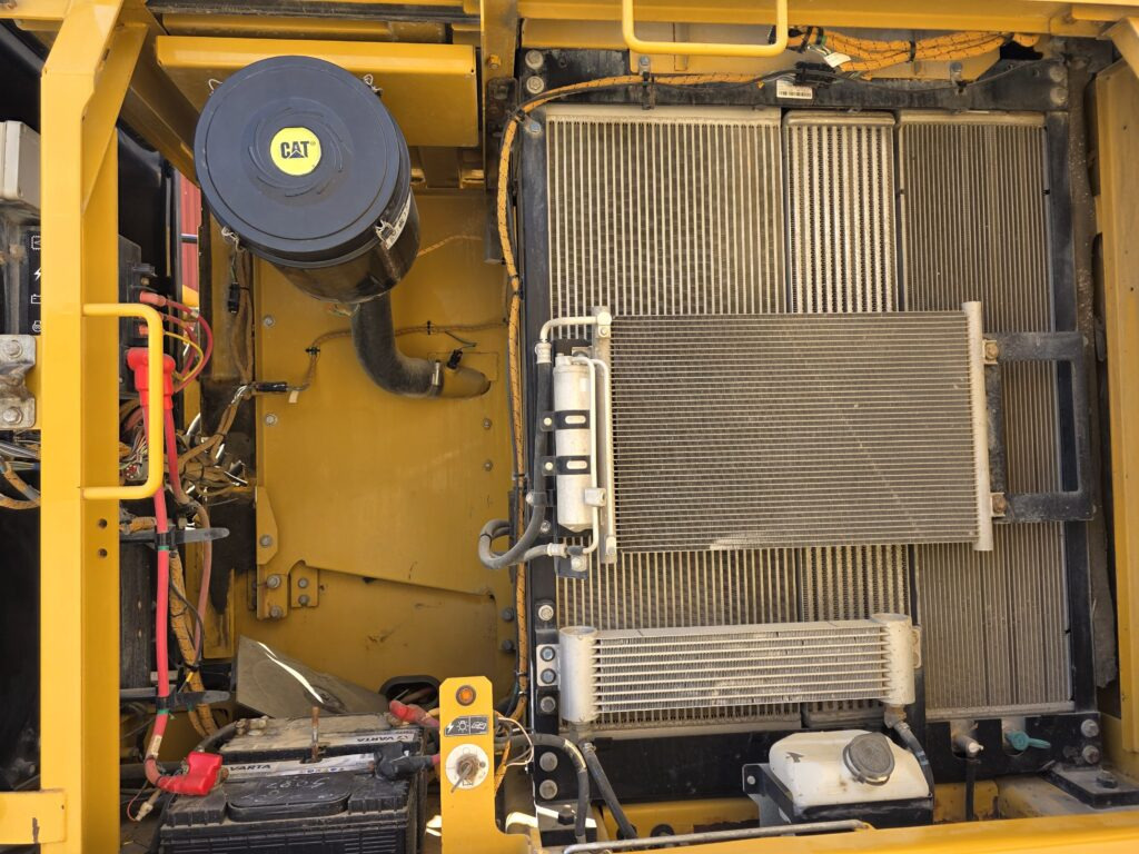 CAT 323FL - Pásové rýpadlo: obrázek 5 CAT 323FL - Pásové rýpadlo: obrázek 5