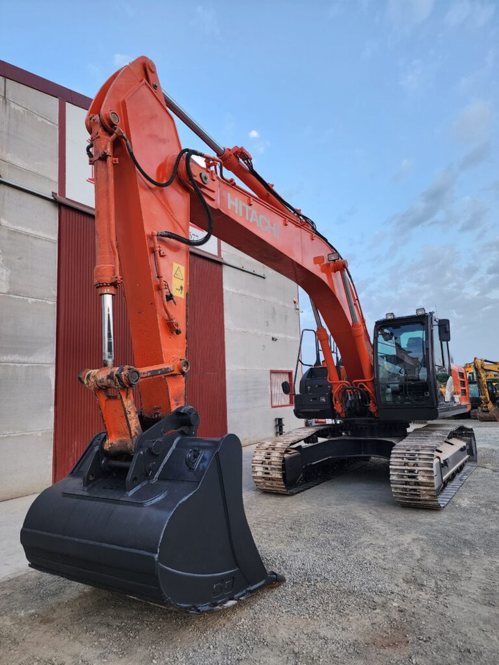 HITACHI ZX300LCN-6 - Pásové rýpadlo: obrázek 3 HITACHI ZX300LCN-6 - Pásové rýpadlo: obrázek 3