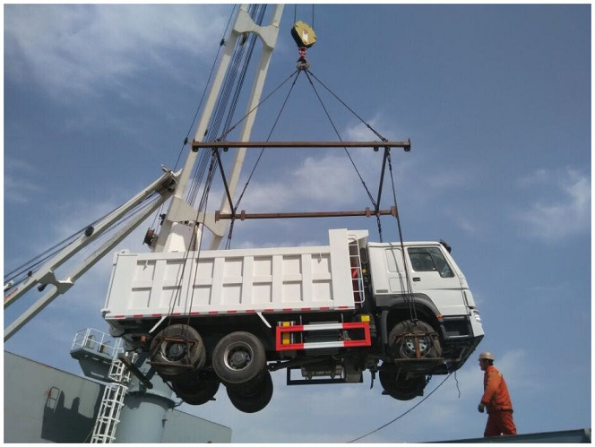 HOWO 6X4 WATER TANK TRUCK HIGH QUALITY 290HP/336HP / 371HP Tipper - Cisternové vozidlo: obrázek 3 HOWO 6X4 WATER TANK TRUCK HIGH QUALITY 290HP/336HP / 371HP Tipper - Cisternové vozidlo: obrázek 3