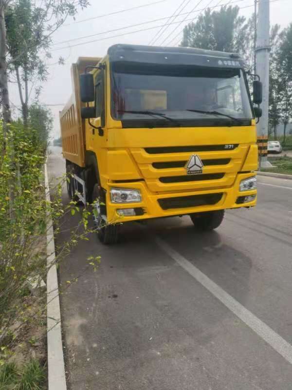 Howo Sinotruck - Sklápěč: obrázek 1 Howo Sinotruck - Sklápěč: obrázek 1