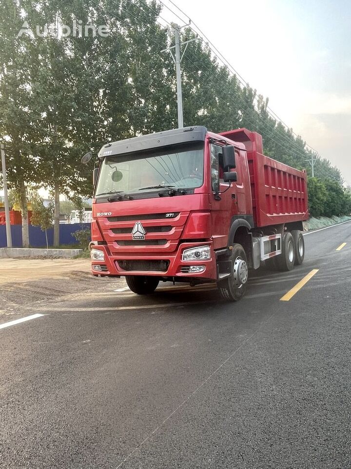 Sinotruk - Sklápěč: obrázek 1 Sinotruk - Sklápěč: obrázek 1