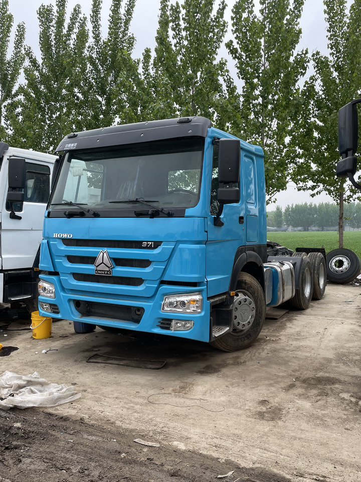 HOWO 6X4 TRACTOR SINOTRUCK 371HP - Tahač: obrázek 1 HOWO 6X4 TRACTOR SINOTRUCK 371HP - Tahač: obrázek 1