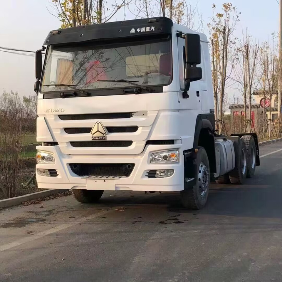 HOWO TRACTOR 6X4 SINOTRUCK 371HP 2020 - Tahač: obrázek 1 HOWO TRACTOR 6X4 SINOTRUCK 371HP 2020 - Tahač: obrázek 1