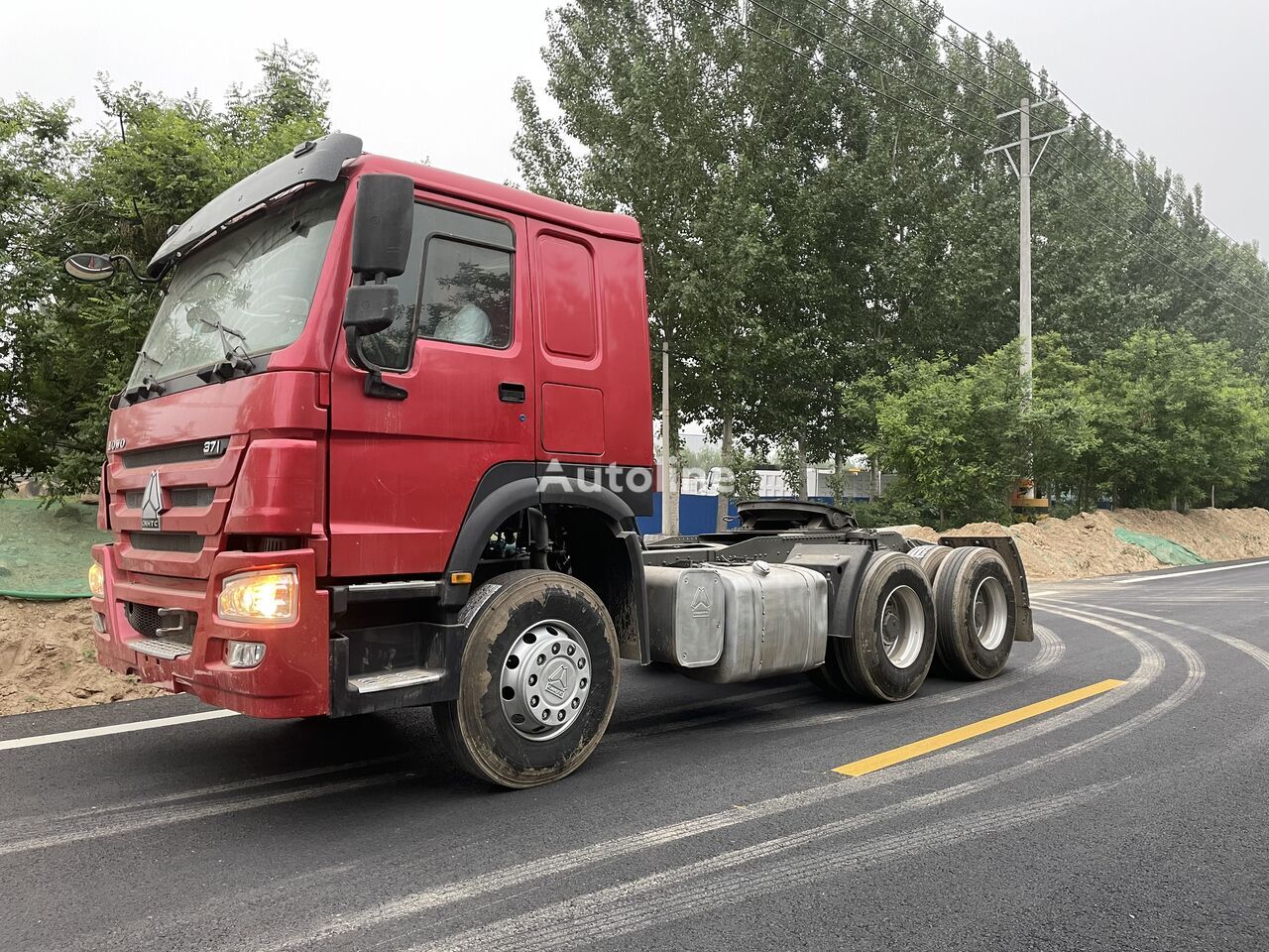 Howo Sinotruck 371HP 420HP Prime Mover 6X4 10 Wheeler HOWO Tractor - Tahač: obrázek 1 Howo Sinotruck 371HP 420HP Prime Mover 6X4 10 Wheeler HOWO Tractor - Tahač: obrázek 1
