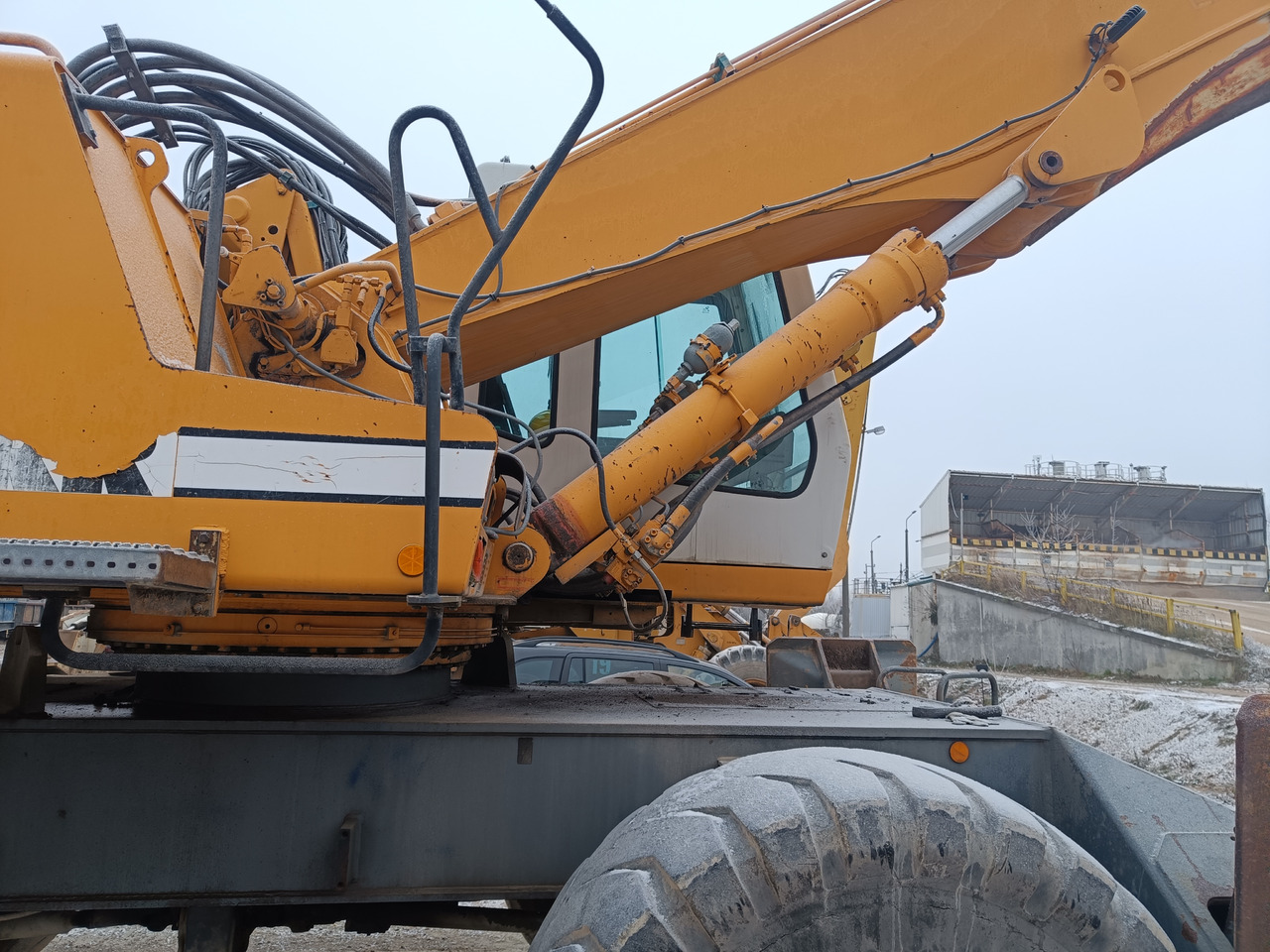 Překládkové rypadlo LIEBHERR A 932 Litronic: obrázek 6