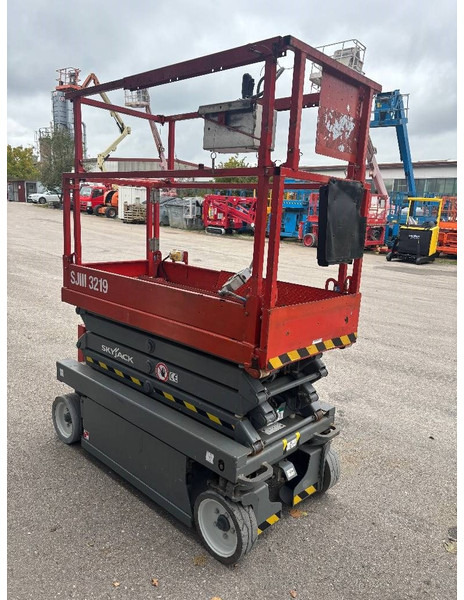 Skyjack SJ 3219 7,80m Scherenarbeitsbühne - Nůžková plošina: obrázek 5 Skyjack SJ 3219 7,80m Scherenarbeitsbühne - Nůžková plošina: obrázek 5