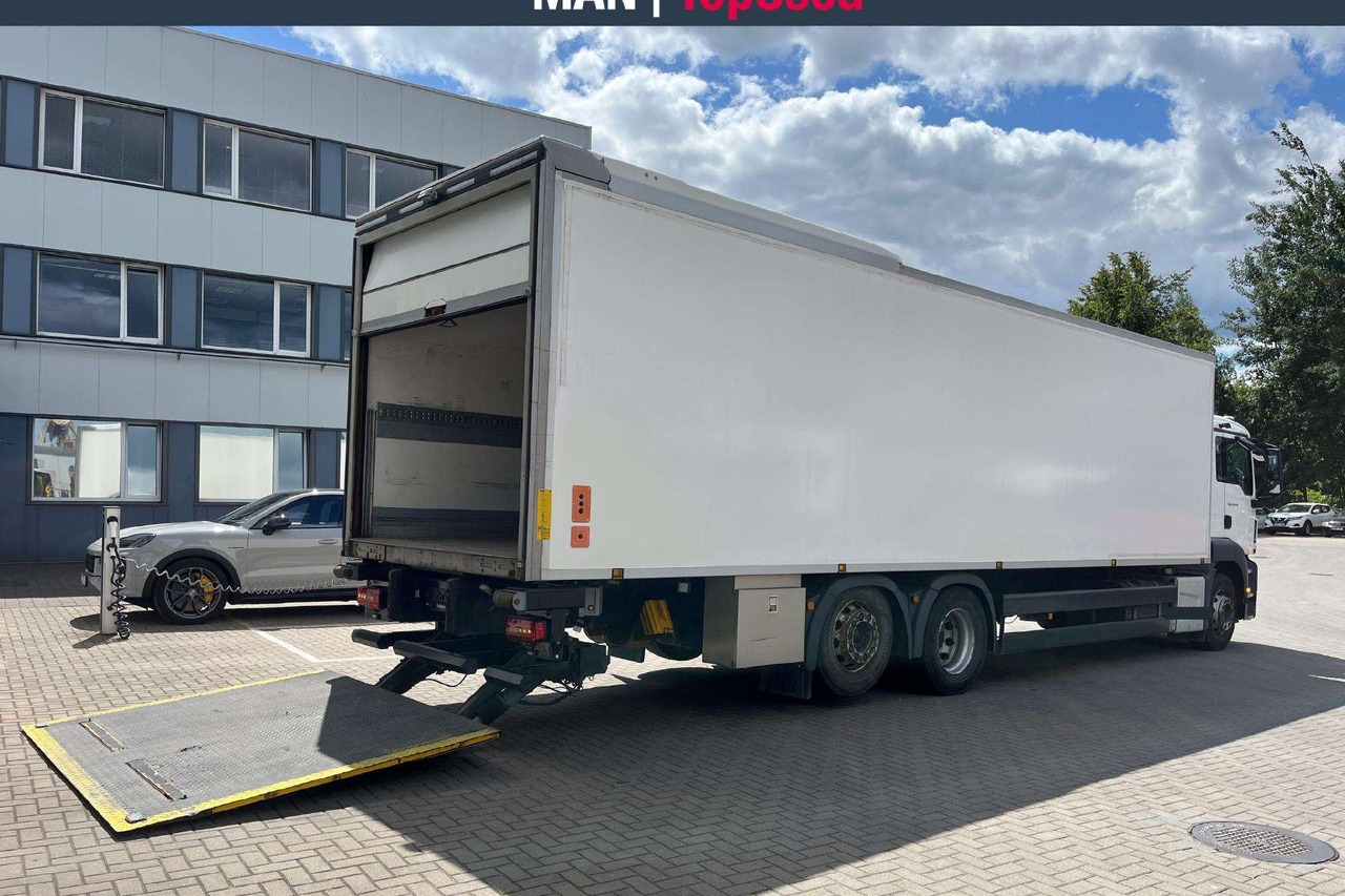 MAN 26.320 6X2-4 LL Carrier Frigo (08749) - Chladírenský nákladní automobil: obrázek 5 MAN 26.320 6X2-4 LL Carrier Frigo (08749) - Chladírenský nákladní automobil: obrázek 5