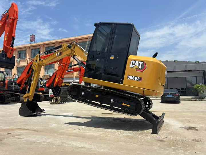 6ton Caterpillar 306e2 Crawler Excavator Cat 306 Tractor Excavator Cat 306/306e/307e2/306/306e2 Excavator - Rýpadlo: obrázek 5 6ton Caterpillar 306e2 Crawler Excavator Cat 306 Tractor Excavator Cat 306/306e/307e2/306/306e2 Excavator - Rýpadlo: obrázek 5