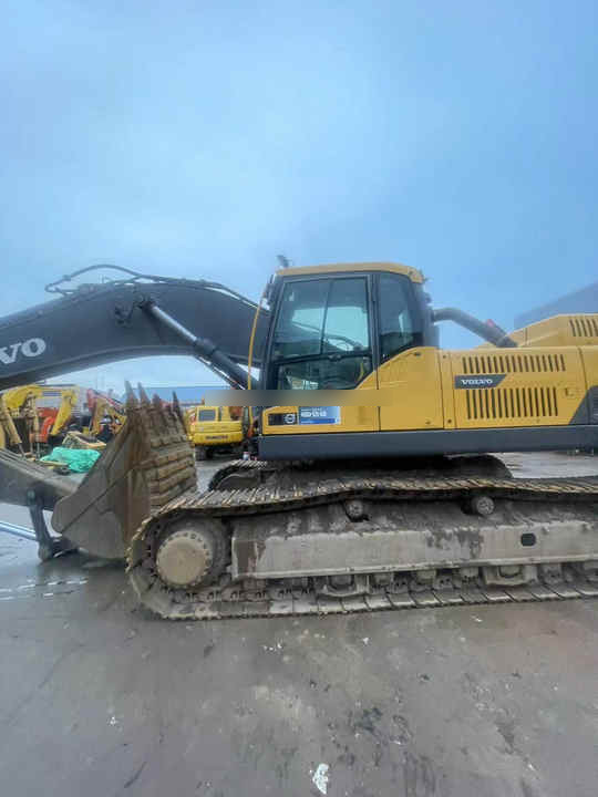 90% new and low hours 48 ton VOLVO EC480D used excavator for sale cheap hot sale Used VOLVO EC480D second hand excavator - Pásové rýpadlo: obrázek 3 90% new and low hours 48 ton VOLVO EC480D used excavator for sale cheap hot sale Used VOLVO EC480D second hand excavator - Pásové rýpadlo: obrázek 3