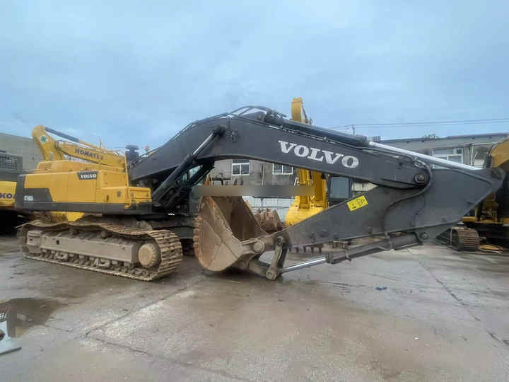 90% new and low hours 48 ton VOLVO EC480D used excavator for sale cheap hot sale Used VOLVO EC480D second hand excavator - Pásové rýpadlo: obrázek 5 90% new and low hours 48 ton VOLVO EC480D used excavator for sale cheap hot sale Used VOLVO EC480D second hand excavator - Pásové rýpadlo: obrázek 5