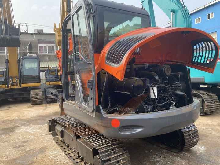 Awesome Performance Korea Imported Small Scale Used Doosan Dx60 dx225 dh55 dh60 Excavator in Shanghai good price - Pásové rýpadlo: obrázek 4 Awesome Performance Korea Imported Small Scale Used Doosan Dx60 dx225 dh55 dh60 Excavator in Shanghai good price - Pásové rýpadlo: obrázek 4