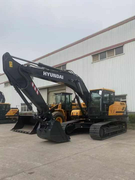 Certificated High Quality Hyundai 220LC Excavator 220lc-9s HX220L 220HD 22 Tons Excavator for Sale - Rýpadlo: obrázek 4 Certificated High Quality Hyundai 220LC Excavator 220lc-9s HX220L 220HD 22 Tons Excavator for Sale - Rýpadlo: obrázek 4
