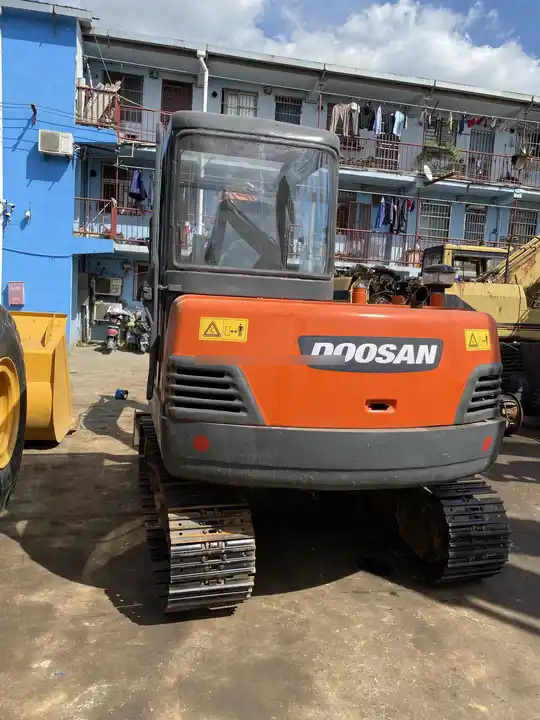 Competitive Price Original Used Doosan Excavator Dh55 With Good Condition for Sale - Mini rýpadlo: obrázek 3 Competitive Price Original Used Doosan Excavator Dh55 With Good Condition for Sale - Mini rýpadlo: obrázek 3