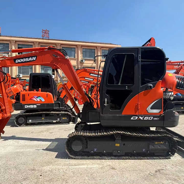 Doosan DX60 DX60-9c DH60-7 DX60W DX80 DX75 DX55 DH35 DH55 Used Mini Excavator Mas Maquinaria Municipal Y Ambiental - Rýpadlo: obrázek 1 Doosan DX60 DX60-9c DH60-7 DX60W DX80 DX75 DX55 DH35 DH55 Used Mini Excavator Mas Maquinaria Municipal Y Ambiental - Rýpadlo: obrázek 1