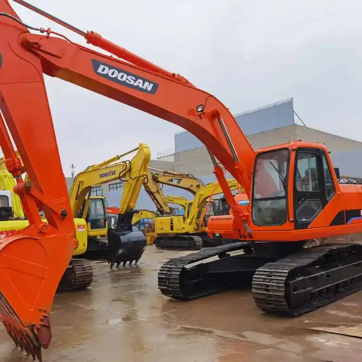 Excellent ConditionUsed Excavator Doosan Dh220 ,Nice Performance 22ton Used Excavator Dh220-7 At Low Price For Sale - Pásové rýpadlo: obrázek 1 Excellent ConditionUsed Excavator Doosan Dh220 ,Nice Performance 22ton Used Excavator Dh220-7 At Low Price For Sale - Pásové rýpadlo: obrázek 1