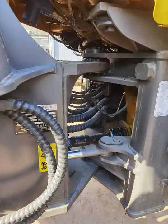 Free spare parts hot sale cheap Used wheel loader For China brand LG956L LG936L good machines high quality Front End Loader - Kolový nakladač: obrázek 4 Free spare parts hot sale cheap Used wheel loader For China brand LG956L LG936L good machines high quality Front End Loader - Kolový nakladač: obrázek 4